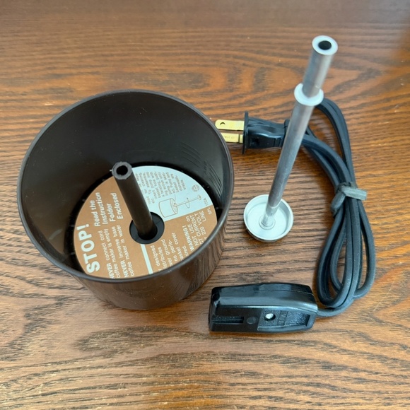 Vtg Daisy Floral Regal Poly Perk Coffee Maker 1980 4-8 cup NEW Unused USA Retro - Picture 4 of 13